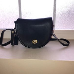 Vintage Small black coach crossbody